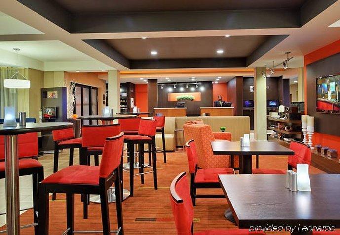 Courtyard Tallahassee North/I-10 Capital Circle Restaurant photo